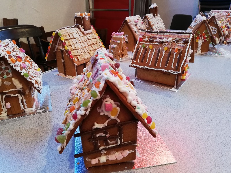 ASR: Gingerbread Houses